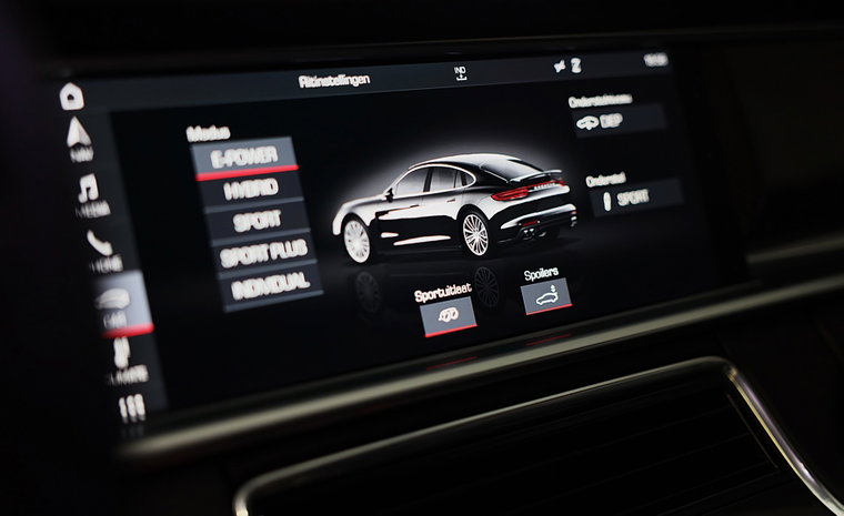 Vehicle Image 9