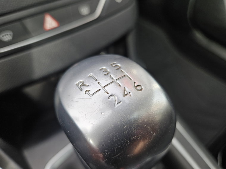 Vehicle Image 27