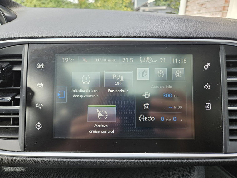 Vehicle Image 29