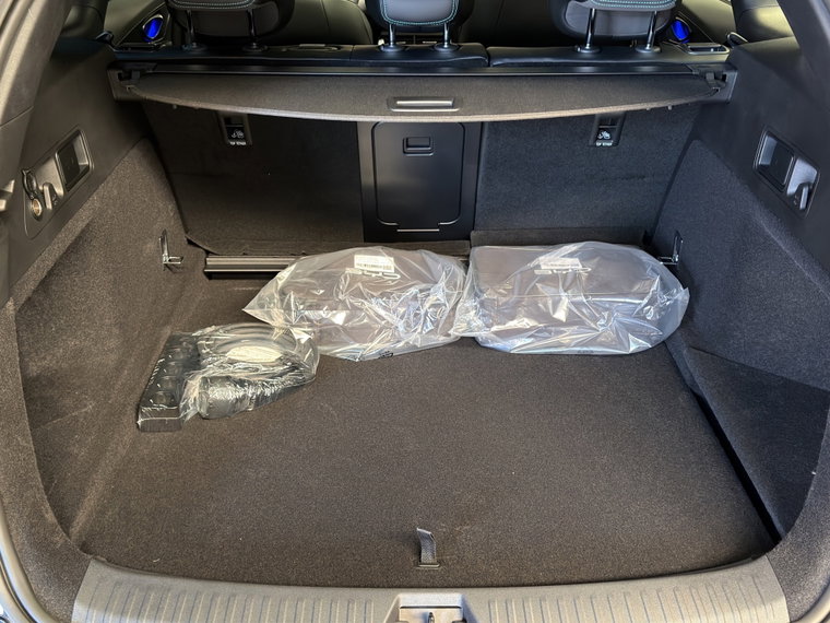 Vehicle Image 40