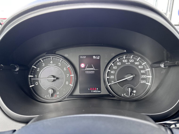 Vehicle Image 15