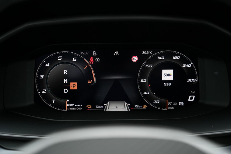Vehicle Image 13