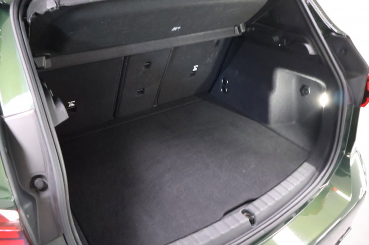 Vehicle Image 31