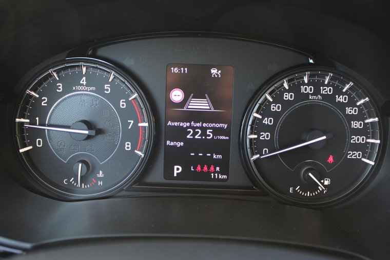 Vehicle Image 25