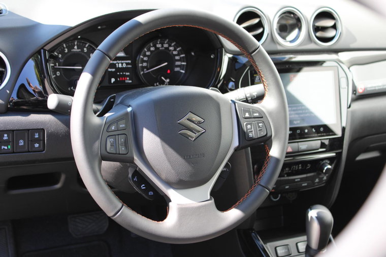 Vehicle Image 5