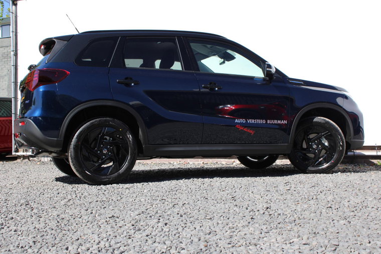 Vehicle Image 9