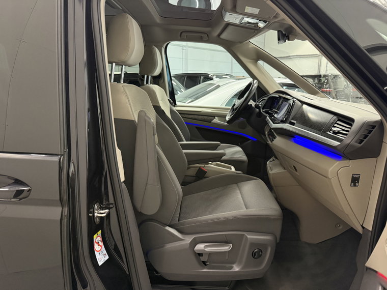 Vehicle Image 38