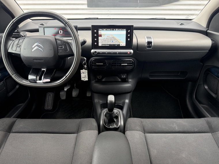 Vehicle Image 18