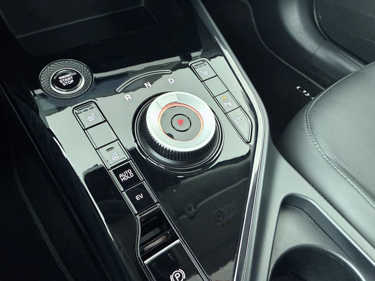 Vehicle Image 31