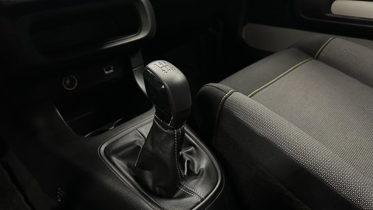 Vehicle Image 33