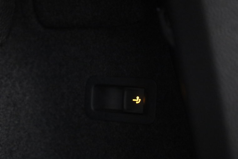 Vehicle Image 26