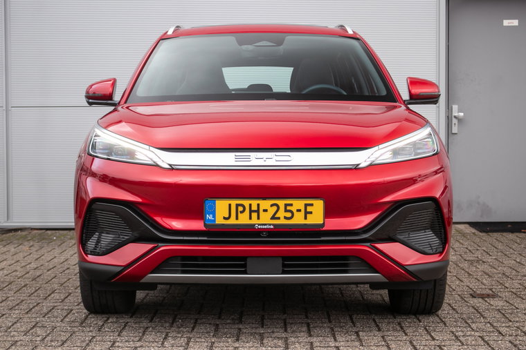 Vehicle Image 12