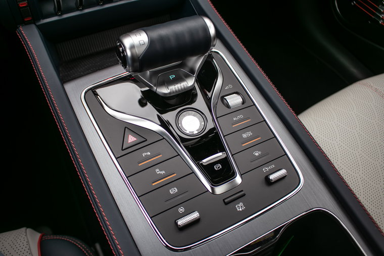 Vehicle Image 26