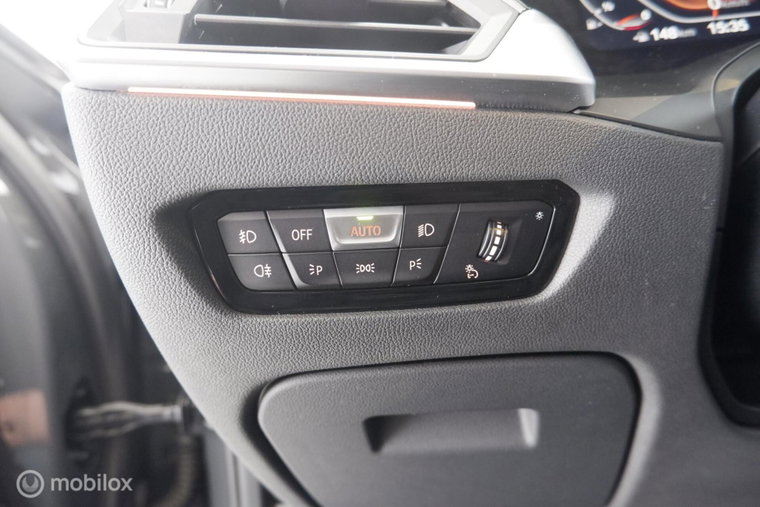 Vehicle Image 48