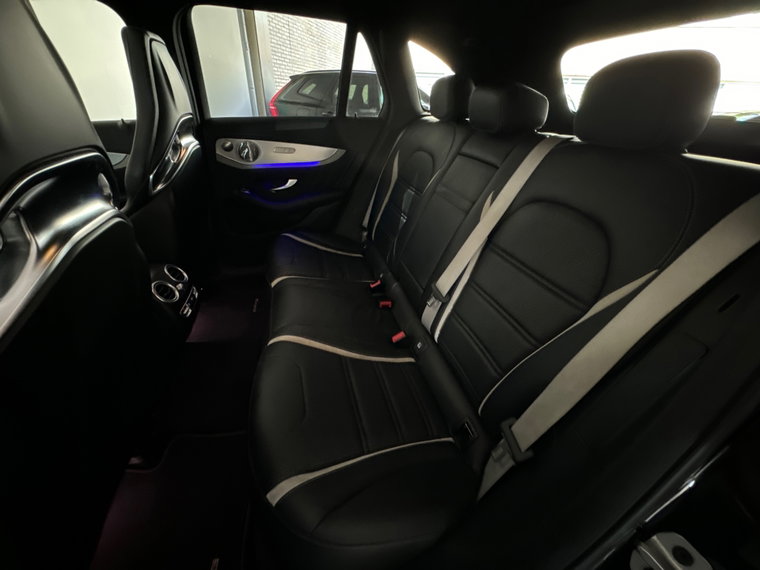 Vehicle Image 23