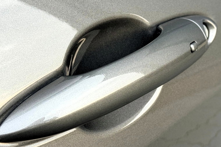 Vehicle Image 35