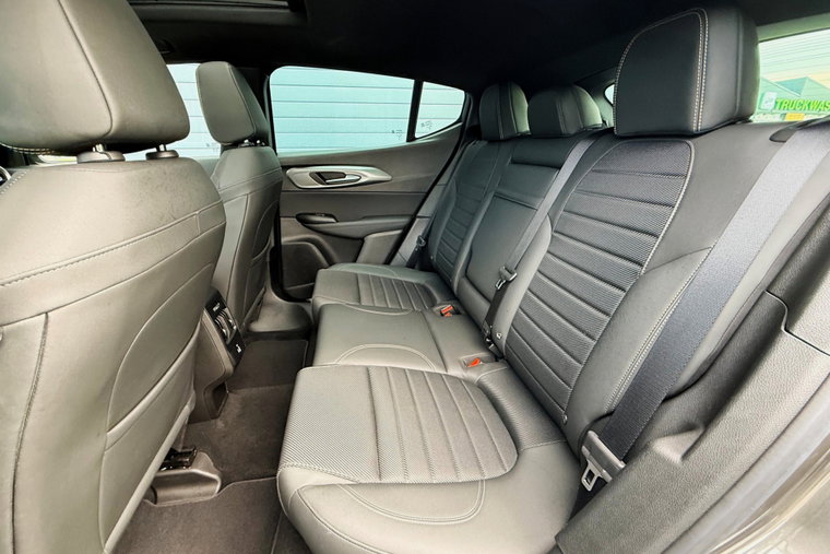 Vehicle Image 40