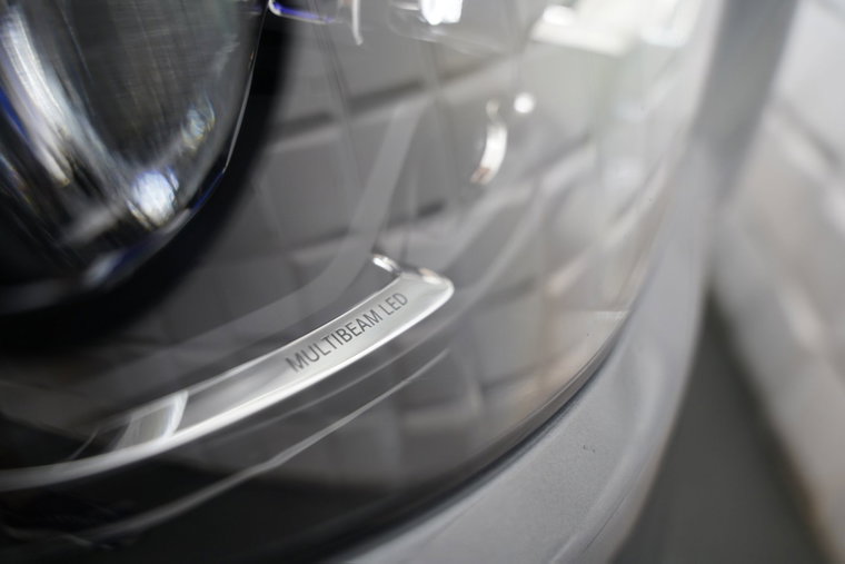 Vehicle Image 30