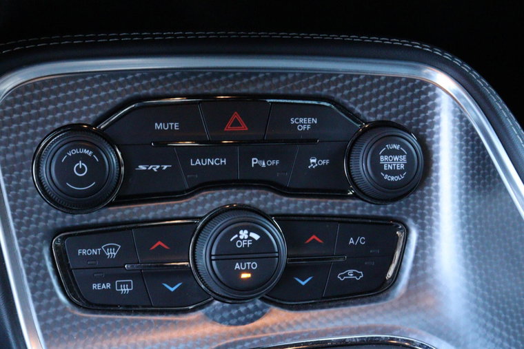 Vehicle Image 38