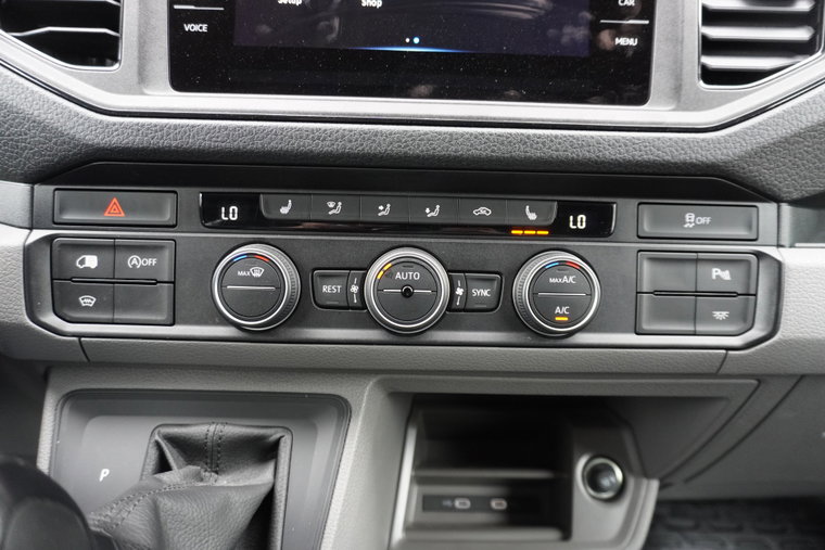Vehicle Image 26