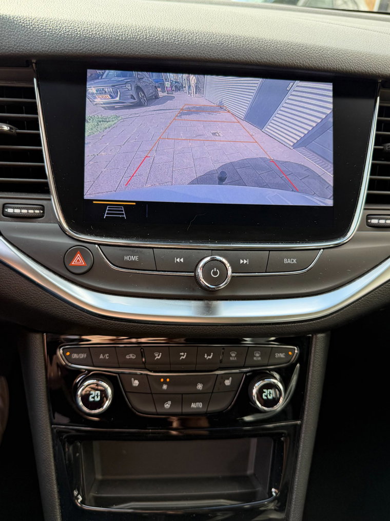 Vehicle Image 37