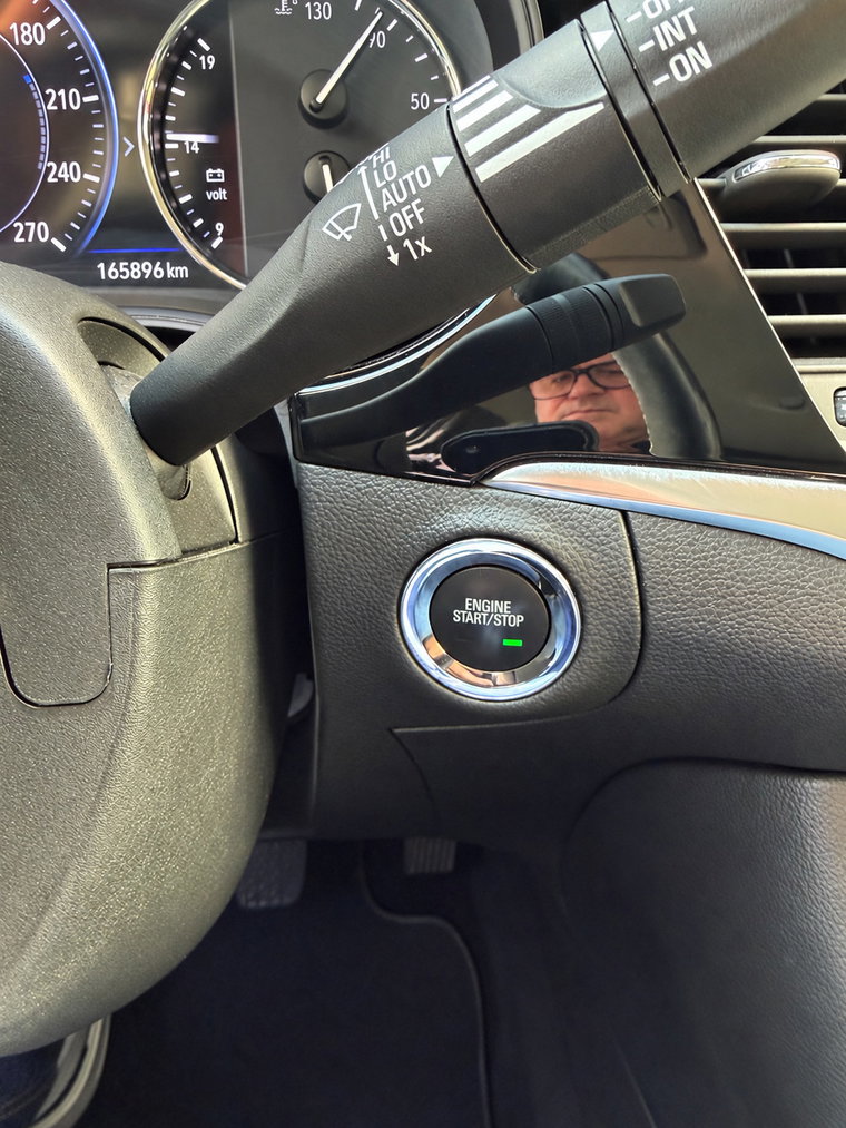 Vehicle Image 42