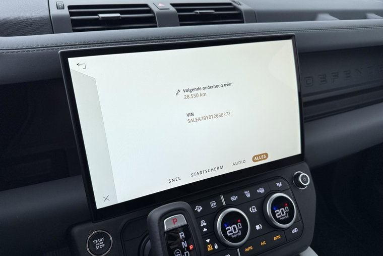 Vehicle Image 32