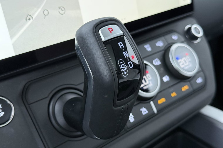 Vehicle Image 36