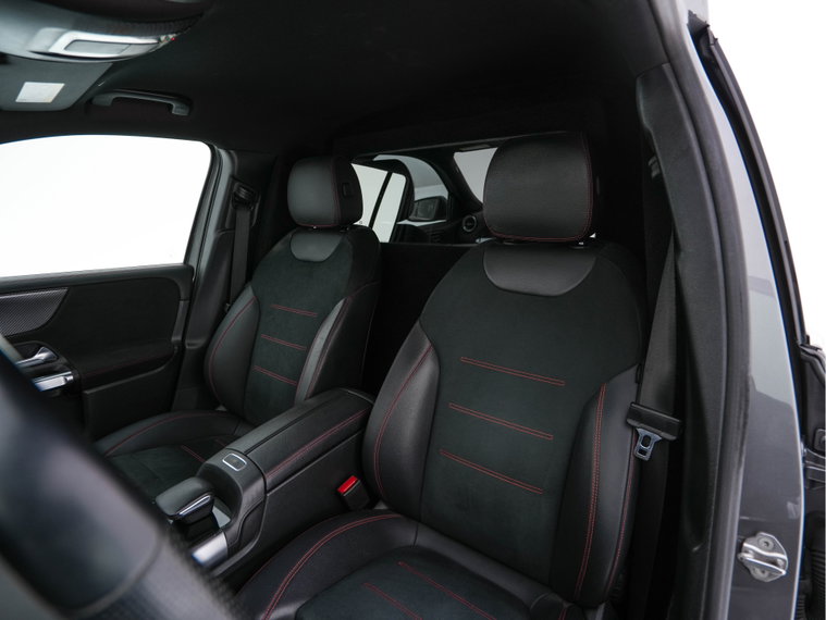 Vehicle Image 23