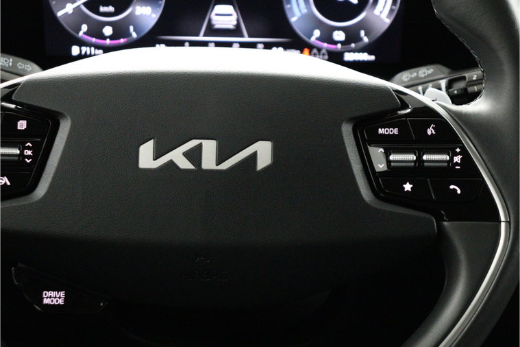 Vehicle Image 27