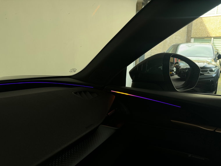 Vehicle Image 33