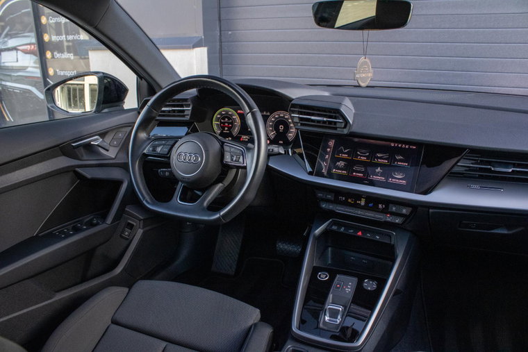 Vehicle Image 20