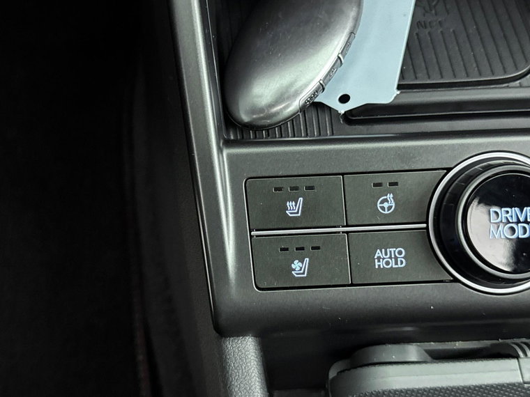 Vehicle Image 28