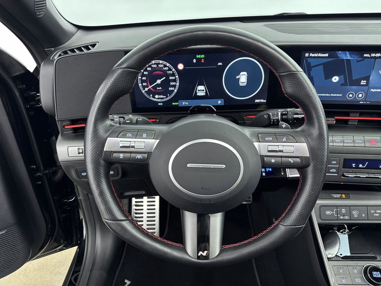 Vehicle Image 31