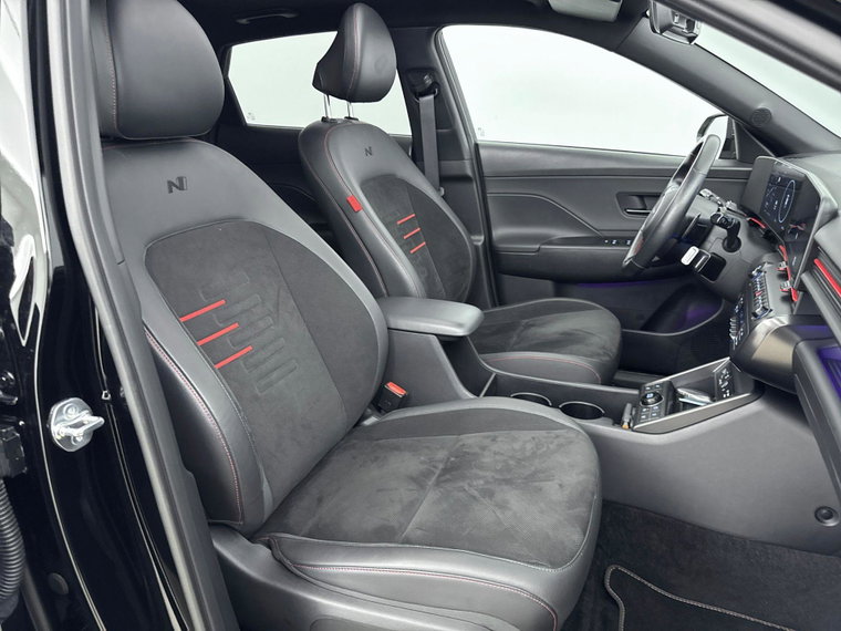 Vehicle Image 33