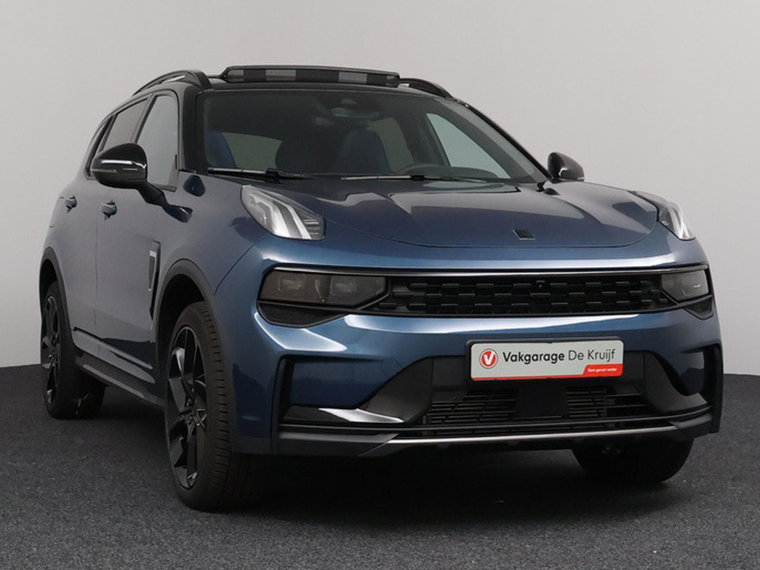 Vehicle Image 25