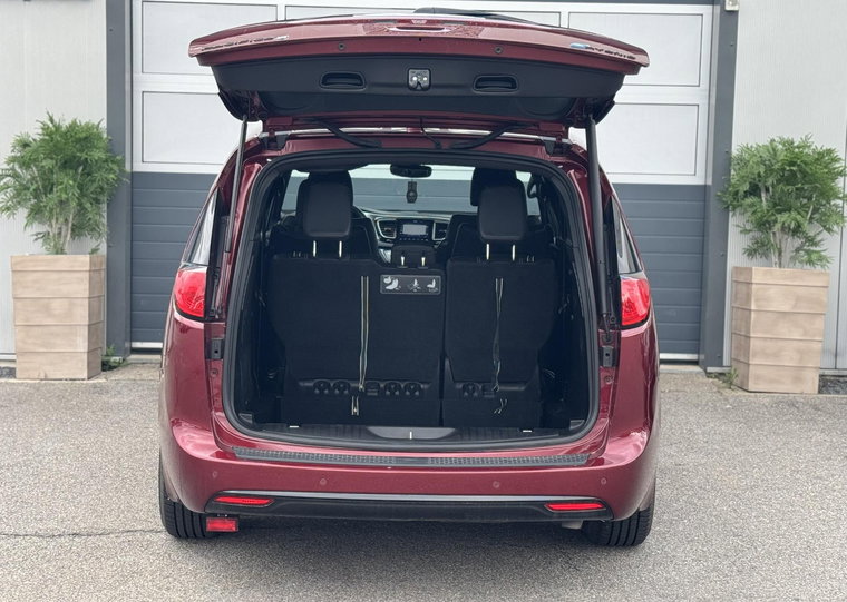 Vehicle Image 20