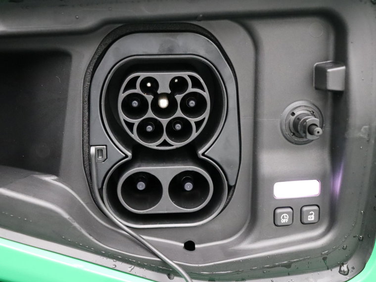 Vehicle Image 40