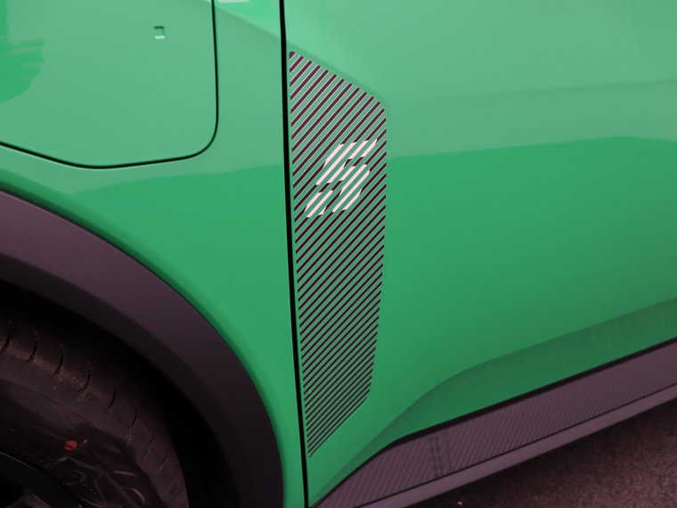 Vehicle Image 41