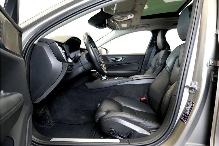 Vehicle Image 34