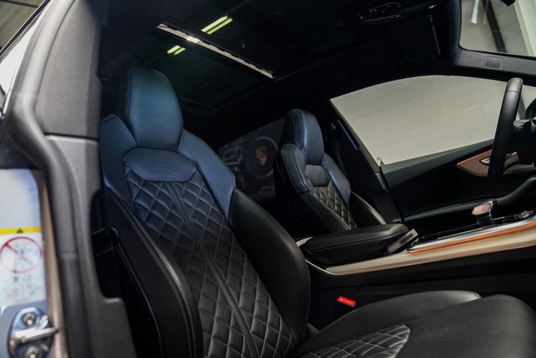 Vehicle Image 20