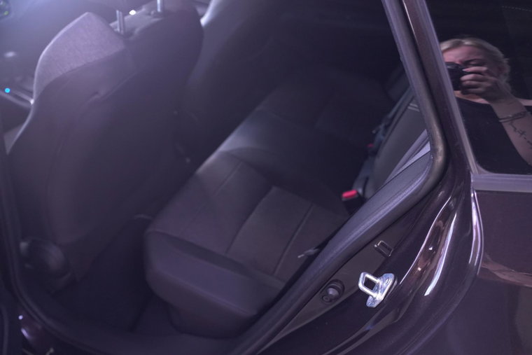 Vehicle Image 45