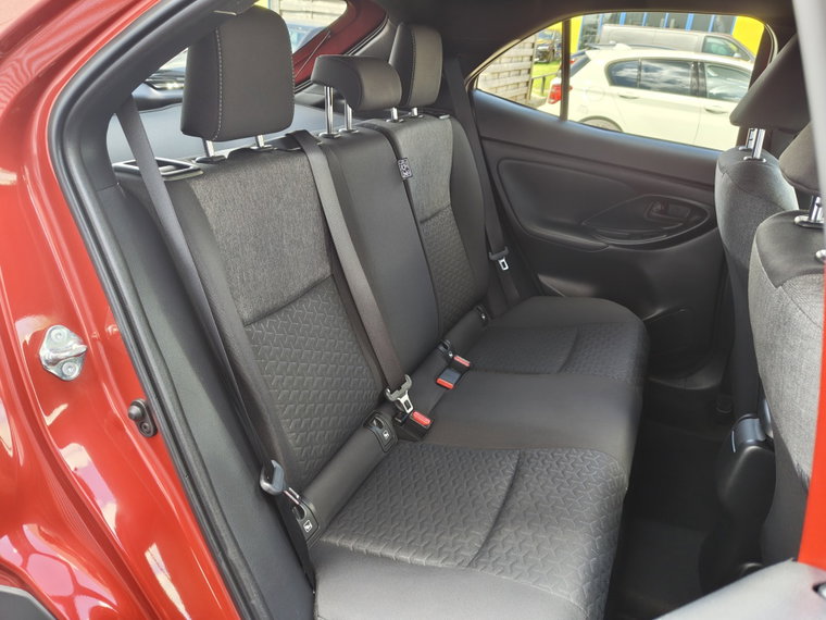 Vehicle Image 30