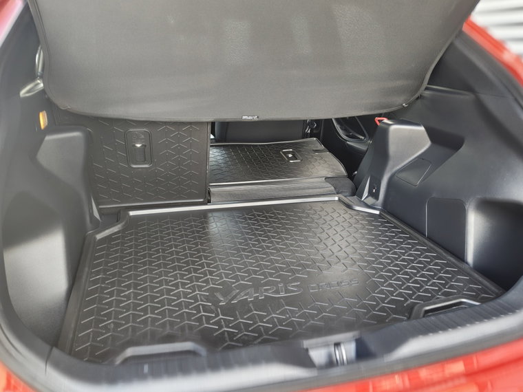 Vehicle Image 33