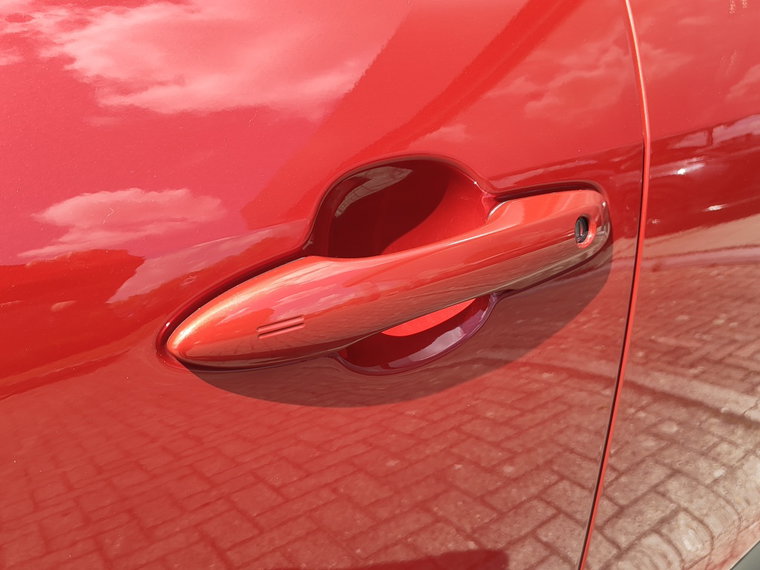 Vehicle Image 38