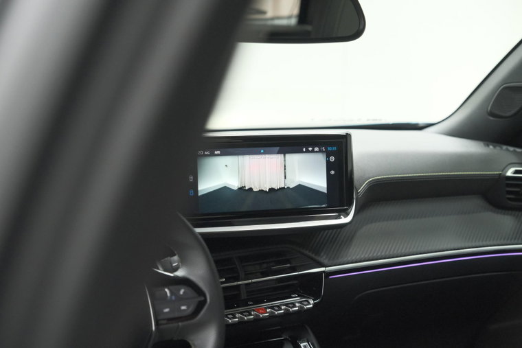 Vehicle Image 37