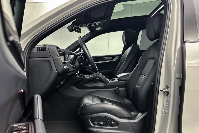 Vehicle Image 31