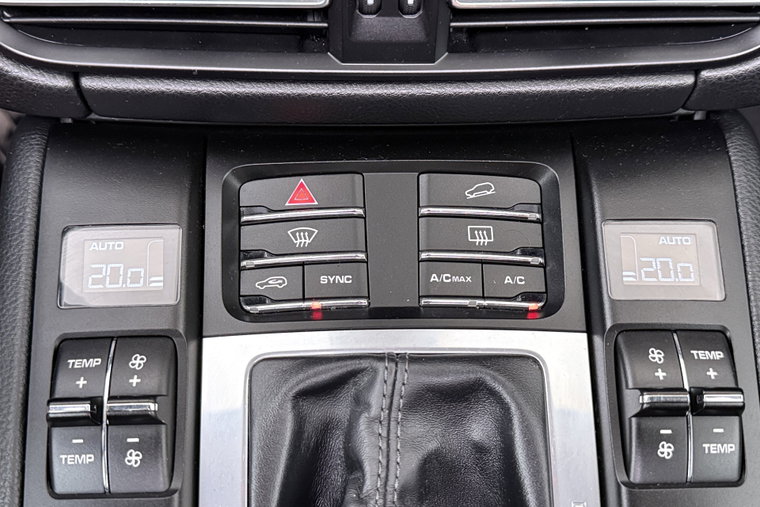 Vehicle Image 35