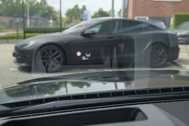 Vehicle Image 24