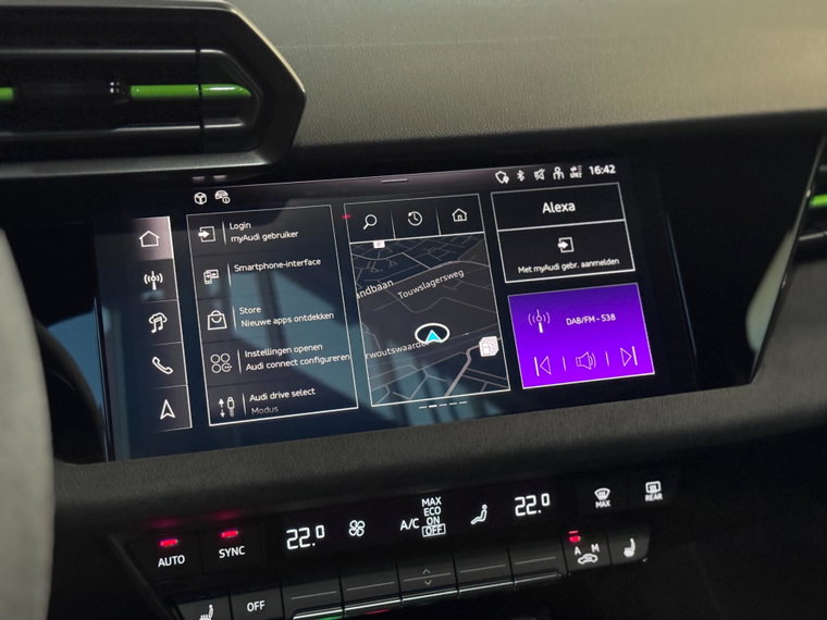Vehicle Image 36